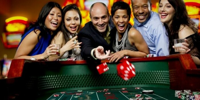 Tại sao nhiều người yêu thích các trò chơi casino? 