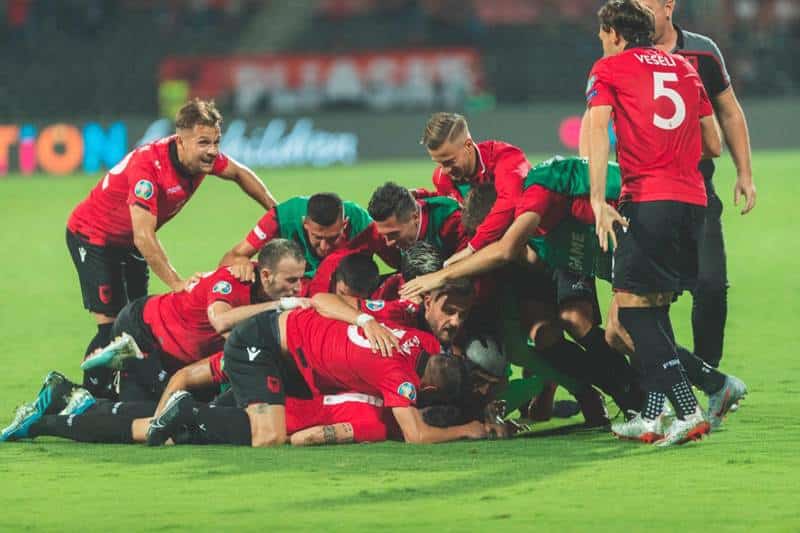 Soi kèo ở hiệp 1 trận đấu giữa Albania vs Iceland